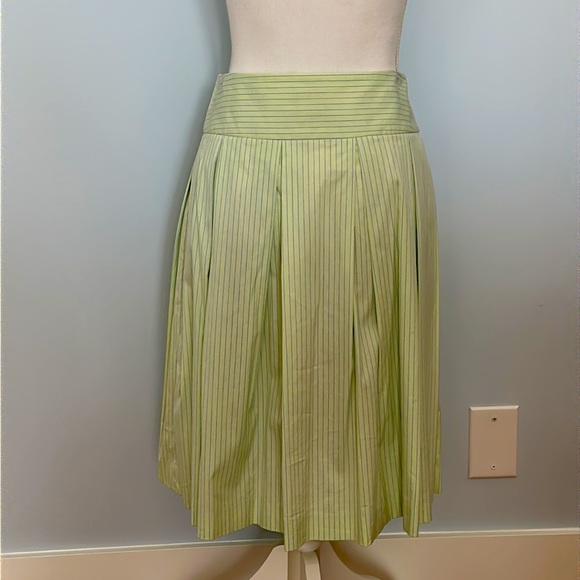 Theory Skirt - Picture 3 of 5